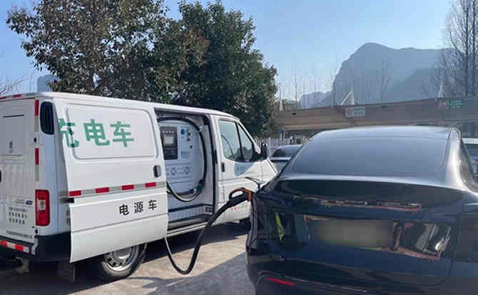 临潭汽车搭电