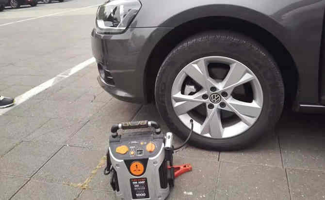 临潭汽车搭电案例